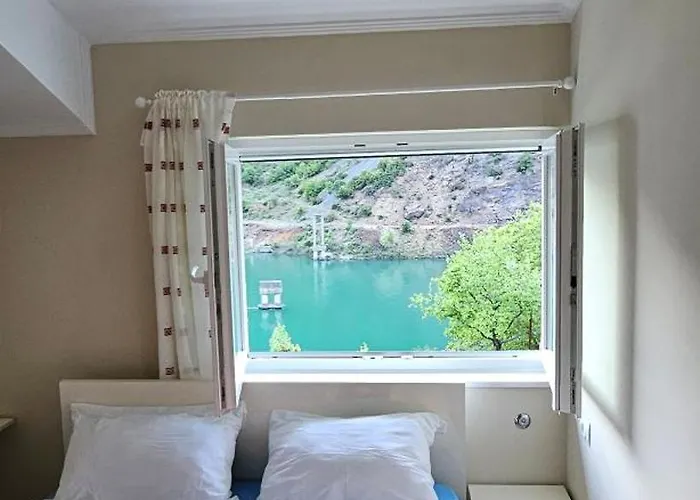 Appartamento Koman_lakeview_apartments